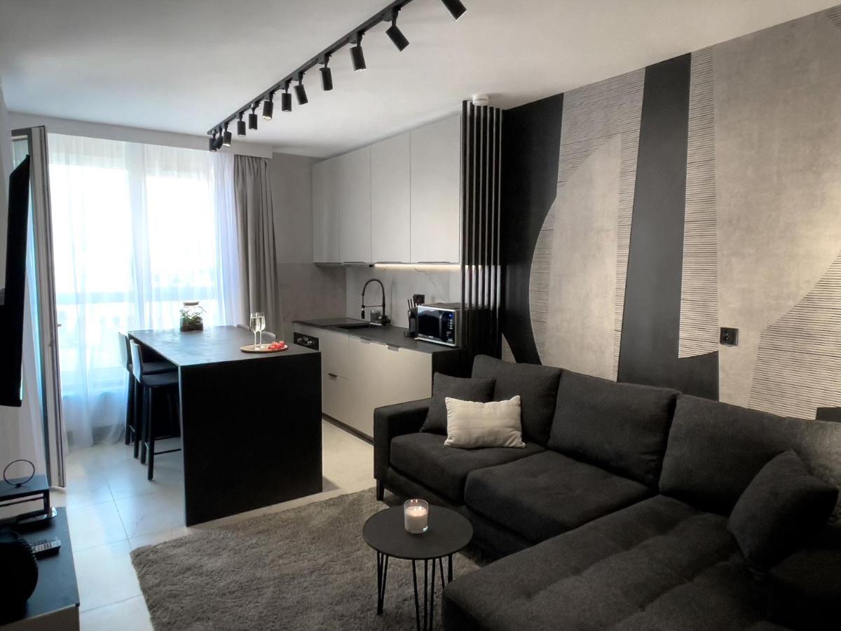 קטוביץ Urban Apartments Premium, Opolska 10 No 89, Free Garage, Self Check-In מראה חיצוני תמונה